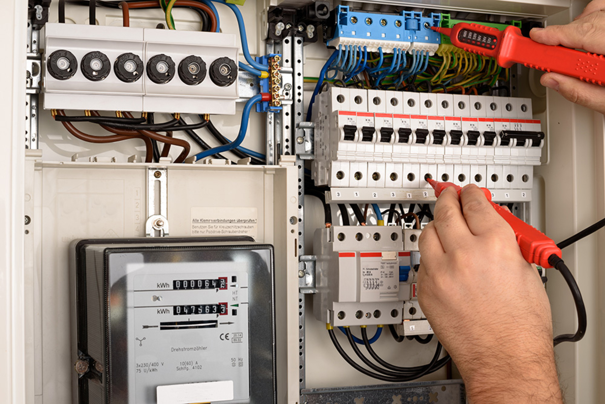 E-Check bei ELKOM Elektro- und Kommunikationsanlagen GmbH in Heidersdorf