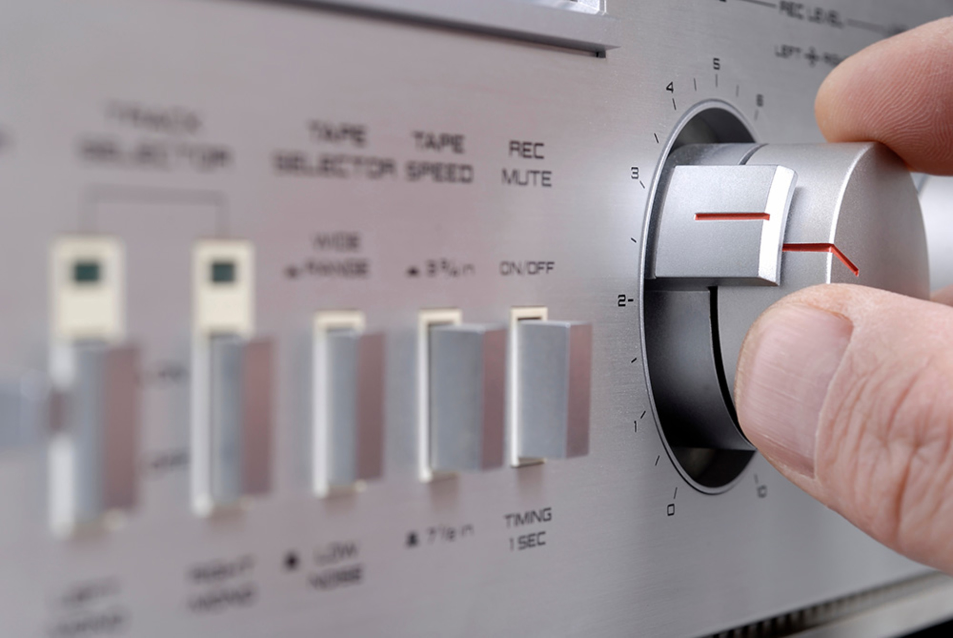 HiFi-Systeme bei ELKOM Elektro- und Kommunikationsanlagen GmbH in Heidersdorf