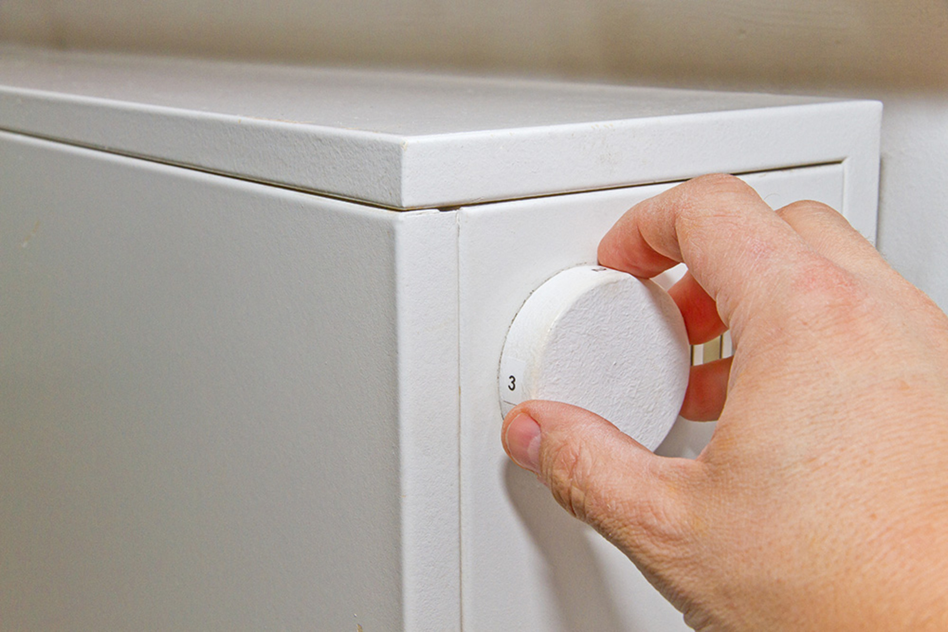 Nacht&shy;speicher&shy;heizung bei ELKOM Elektro- und Kommunikationsanlagen GmbH in Heidersdorf
