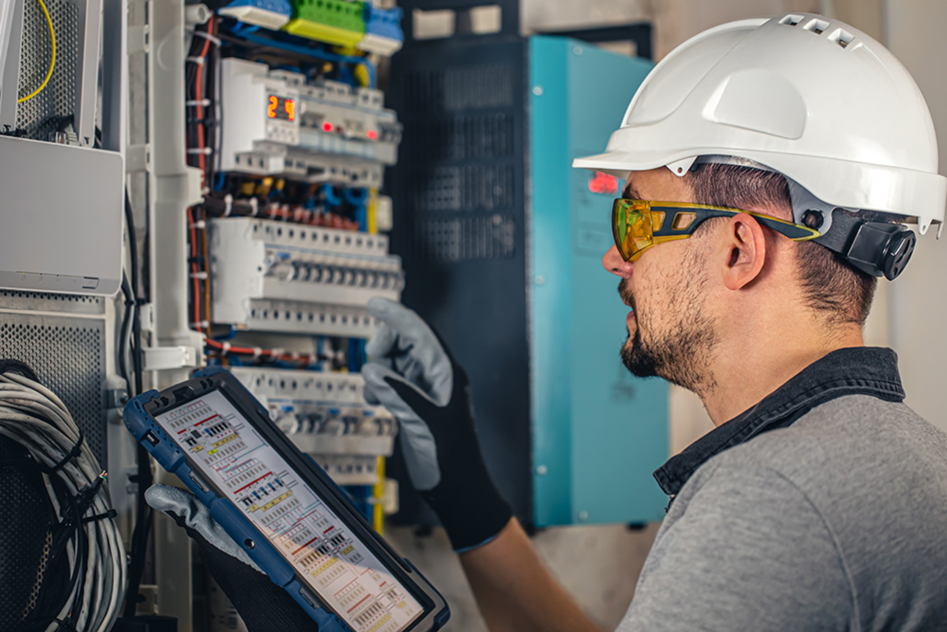 Industrie & Gewerbe bei ELKOM Elektro- und Kommunikationsanlagen GmbH in Heidersdorf