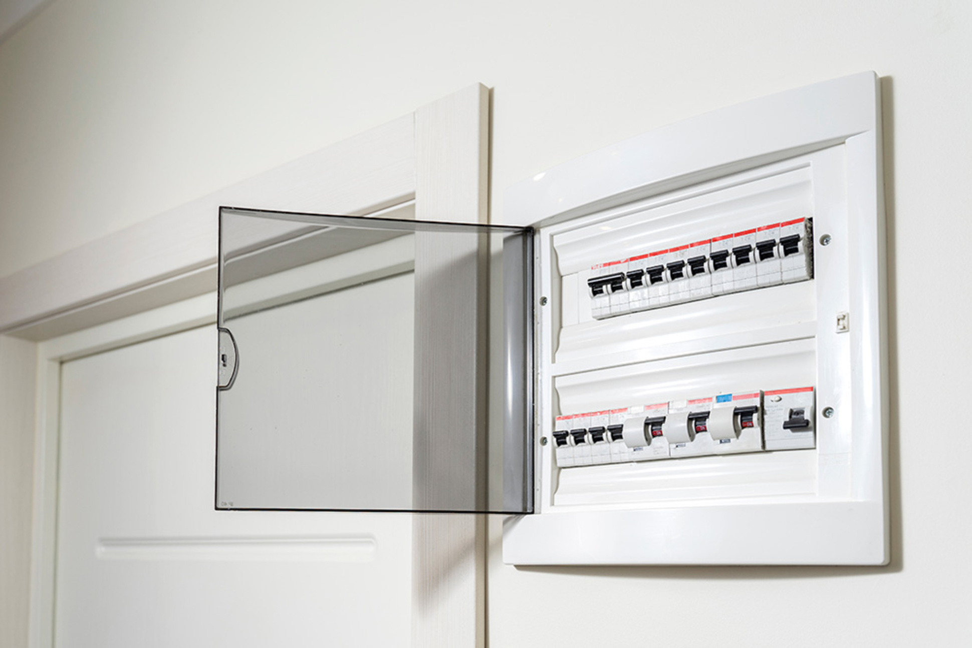 Über&shy;spannungs&shy;schutz bei ELKOM Elektro- und Kommunikationsanlagen GmbH in Heidersdorf