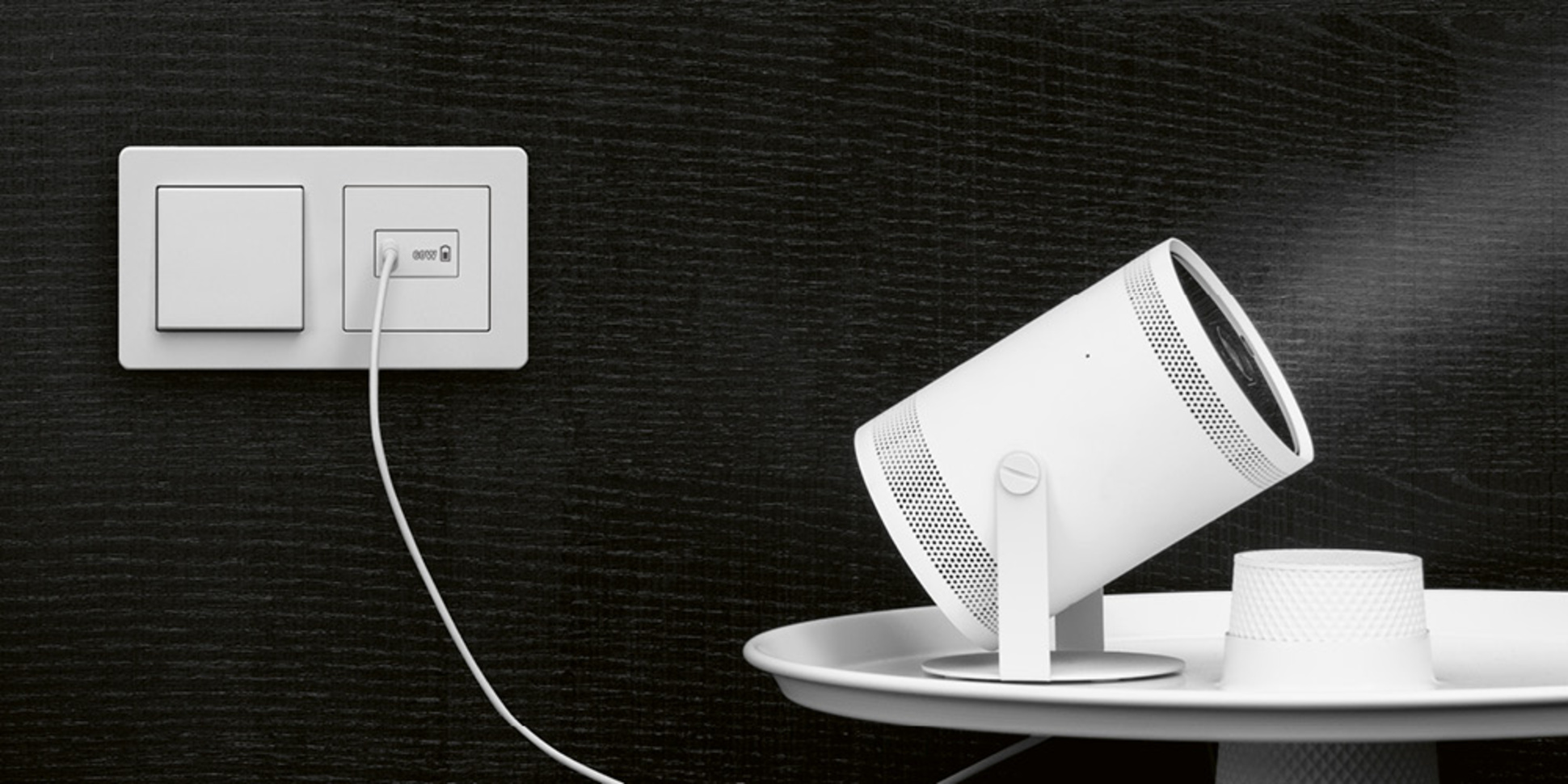 Ladegerät USB PD 60 bei ELKOM Elektro- und Kommunikationsanlagen GmbH in Heidersdorf